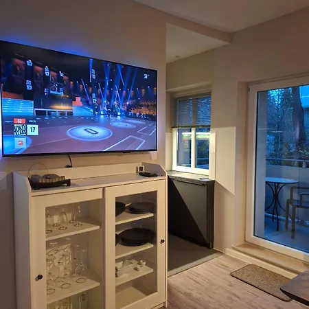 Stadtrand * مارك كليبرغ